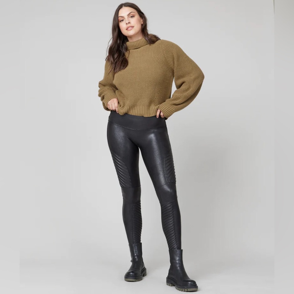 SPANX: FAUX LEATHER LEGGING, BLACK MOTO Size Large